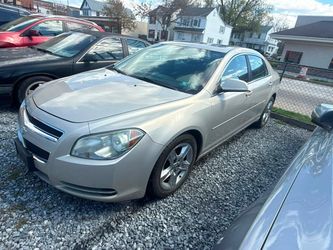 Chevrolet Malibu 4-Door Sedan