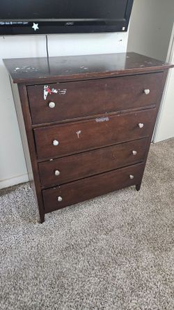 Dresser, 4 drawer