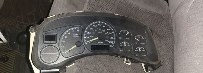 99-02 Silverado Sierra Cluster