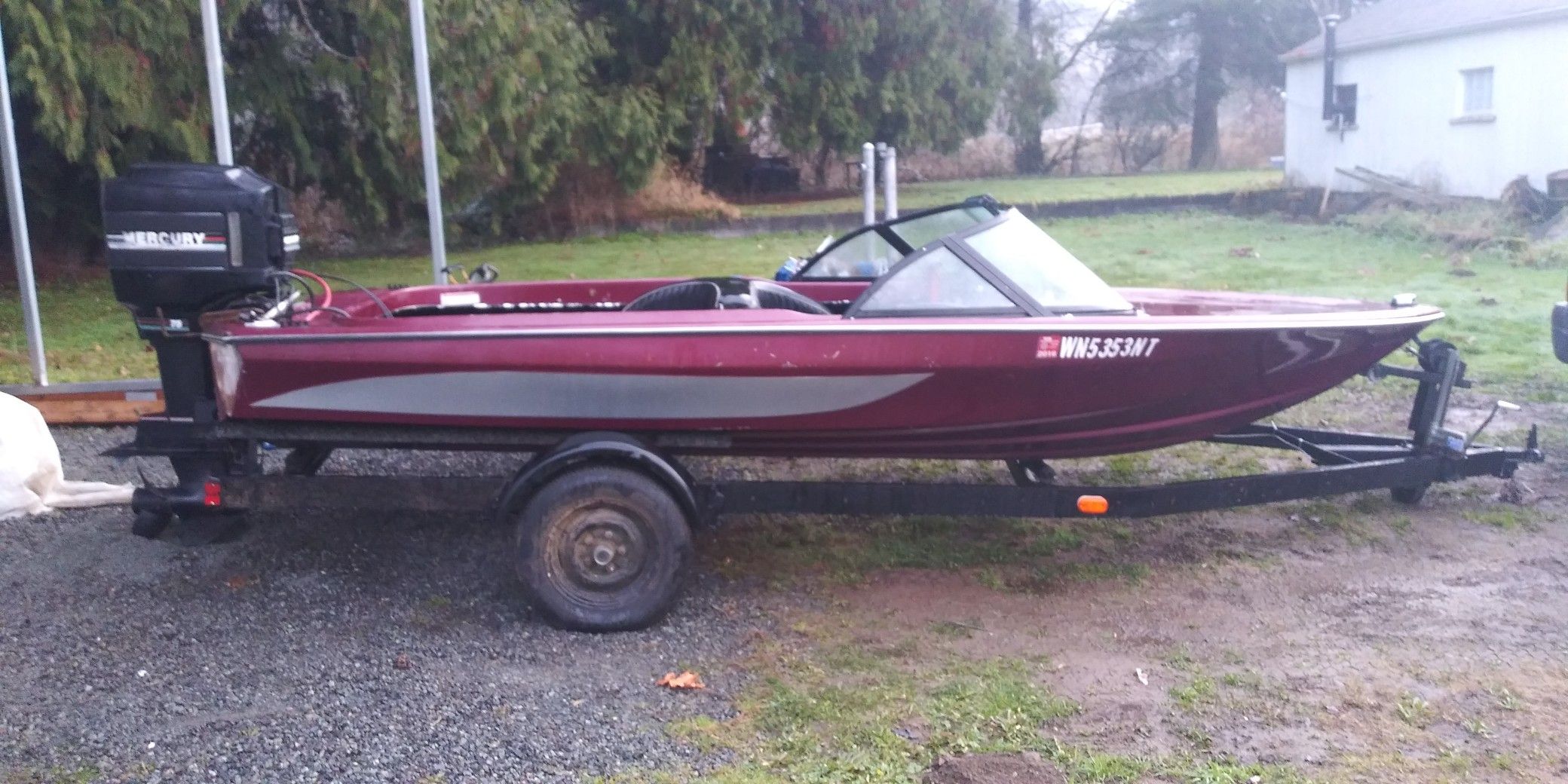 Lewis speed boat seats 4 as is motor runs great low hrs