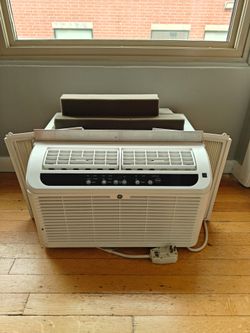 GE WINDOW AIR CONDITIONER WITH REMOTE CONTROL 6200BTU