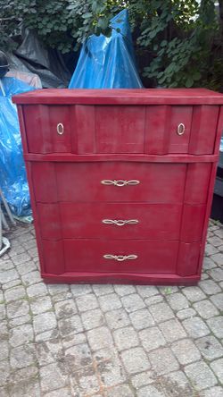 Wooden dresser 17,5”-36,5”-42’h