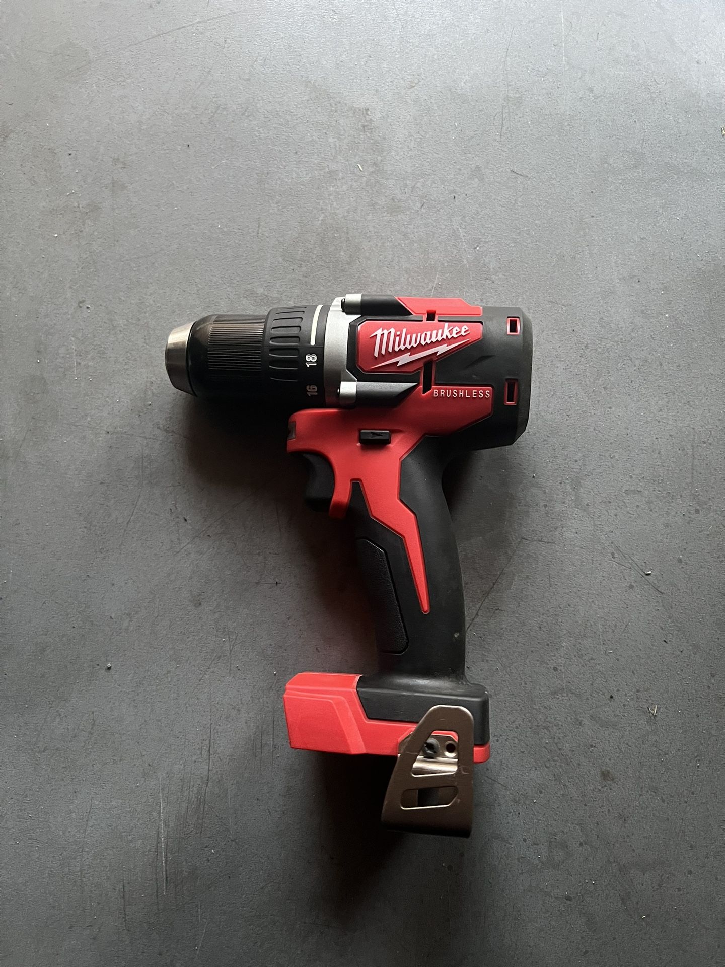 Milwaukee 18V Lithium lon Brushless Cordless Drill