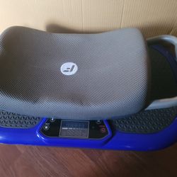 Fitnation Stand or Sit Vibration Exercise 