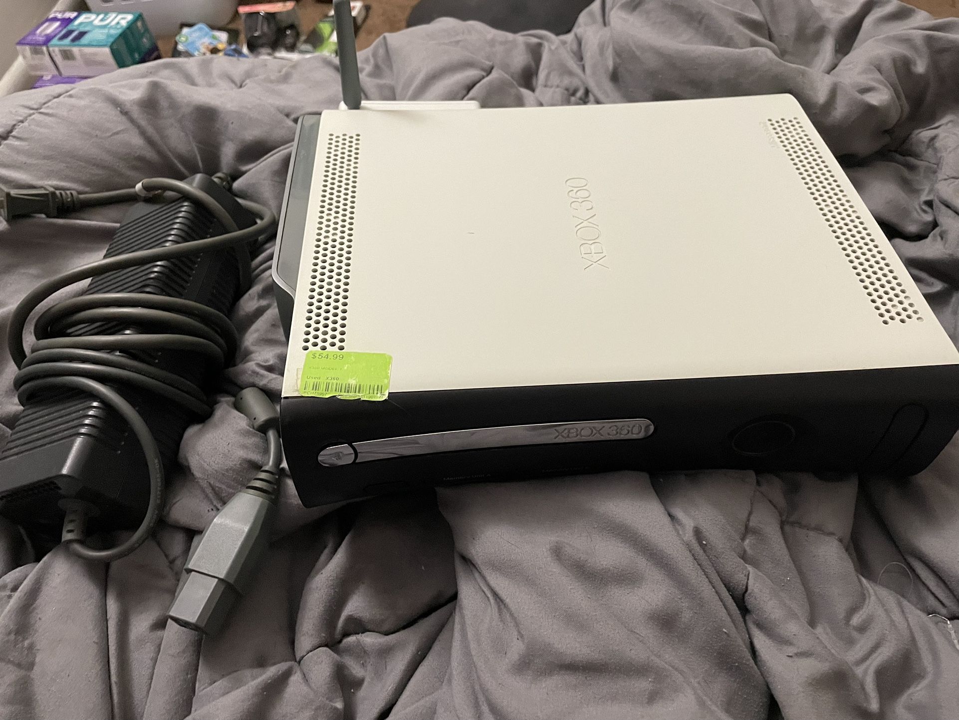 Xbox 360 With Wireless Network Adapter And 60GB Hardrive!