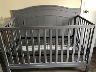 4 in 1 Oxford crib