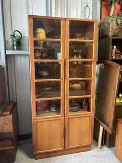 RARE Mid Century Modern Hutch China Cabinet