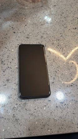 Samsung S10e