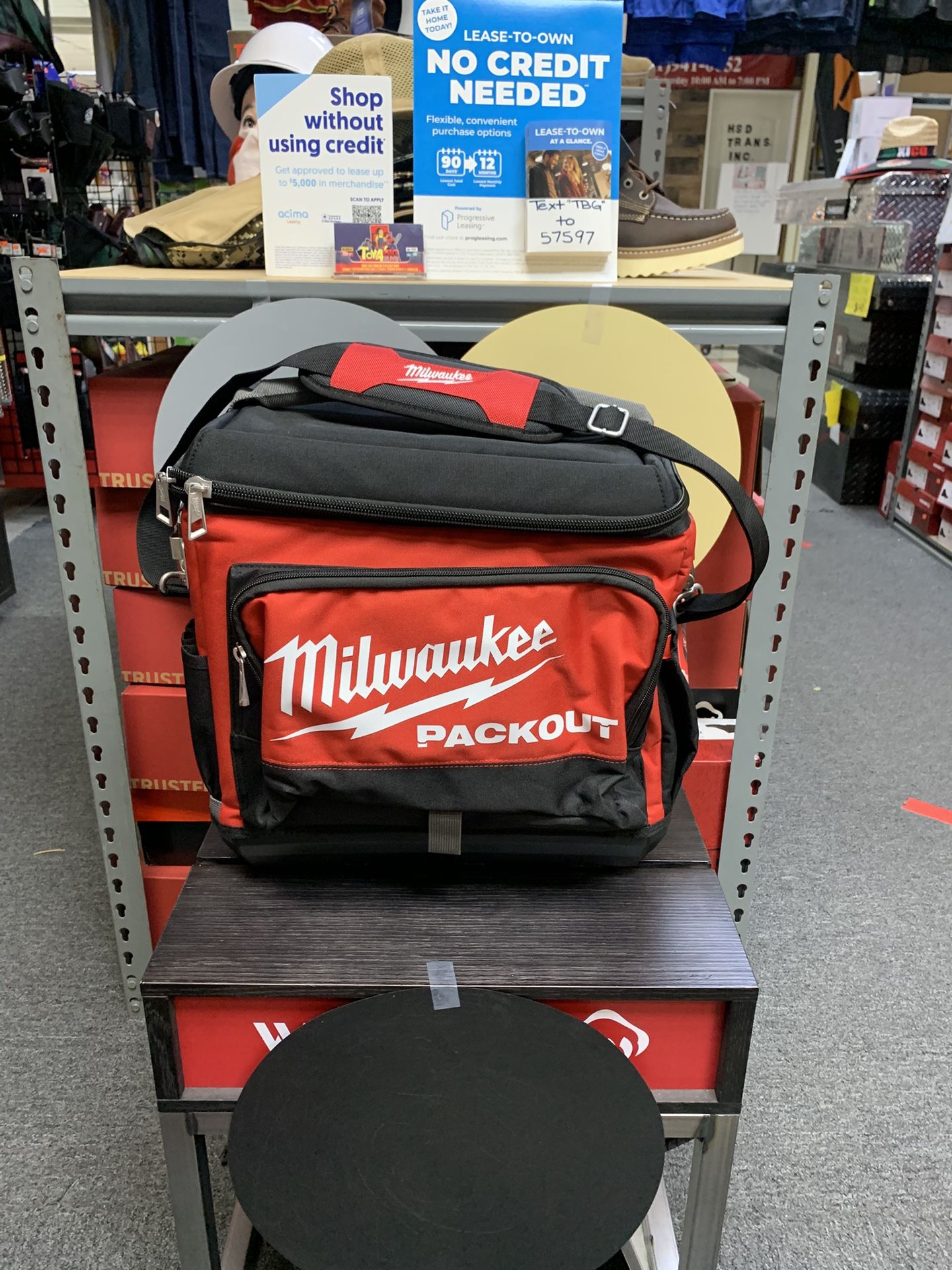 Milwaukee 15.75 in. PACKOUT Cooler Bag