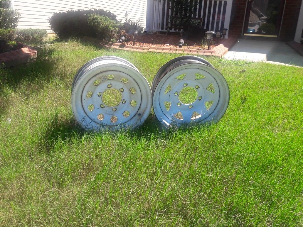 Trailer wheels