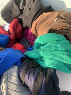 Ropa Y Zapatos Algunas Con Etiqueta 