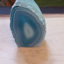 MD Geode With Cut Base 