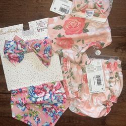 Babygirl bibs