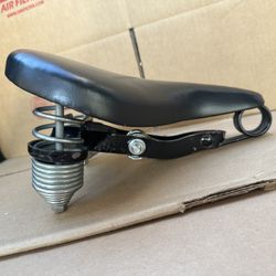 1980 Schwinn Deluxe Cruiser Hair pin seat Person’s Products Permaco