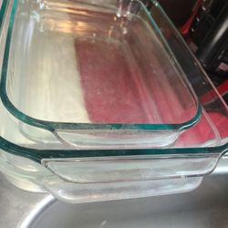 Assorted Pyrex anchor baking dishes