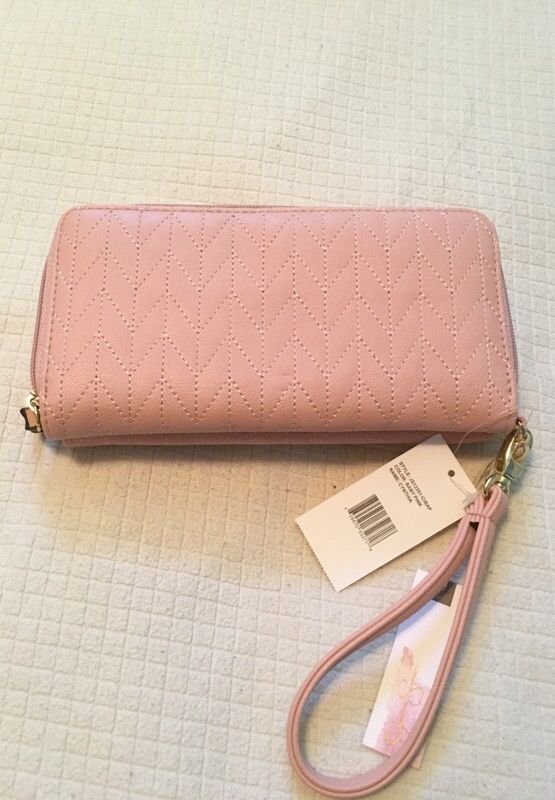 Jessica Simpson Clutch