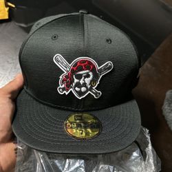 New Era MLB Pirates Hat 7 7/8