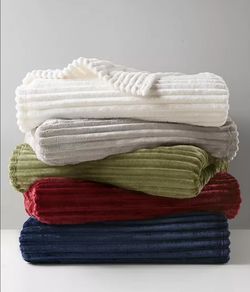 NEW Arch Studio Twin Ribbed Plush Blanket - Navy Blue