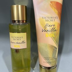 Brand New Victorias Secret 2 Piece Set 