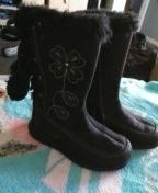 Girls boots