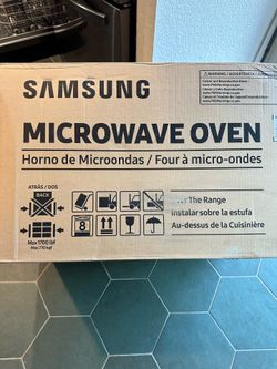 Samsung Microwave - New