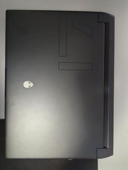 Alienware m17 r5 6900hx 3070ti 1tb