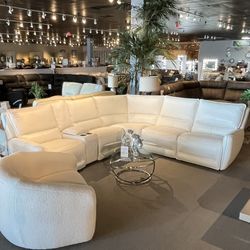 Power Reclining Sectional