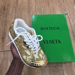 Bottega Veneta Orbits “Gold”