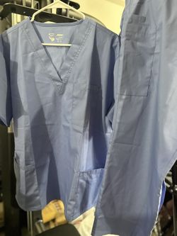 Medical Scrub Unisex V Neck Scrubs Set Medical Uniform - Women and Man Nursing Scrubs Set Top and Pants Set  Workwear Nursing Uniform Color CeilBlue