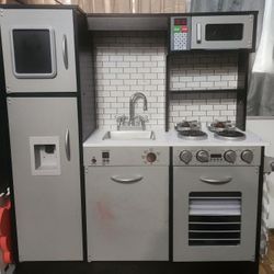 Kids Kitchen 