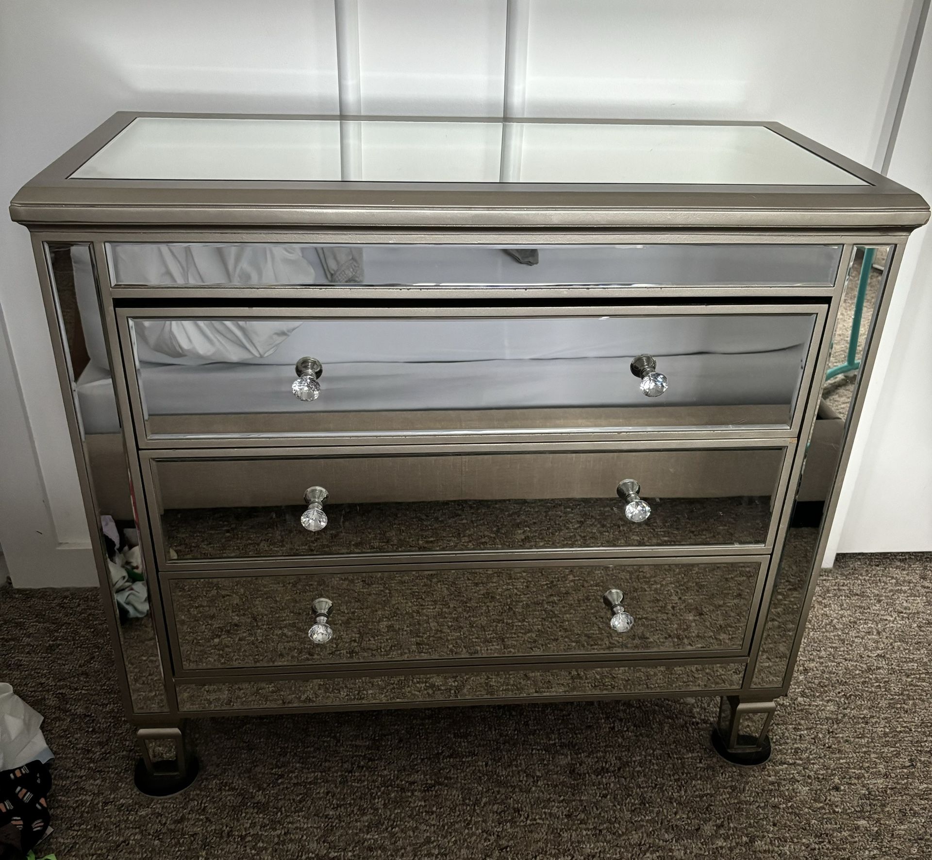 Mirrored dresser