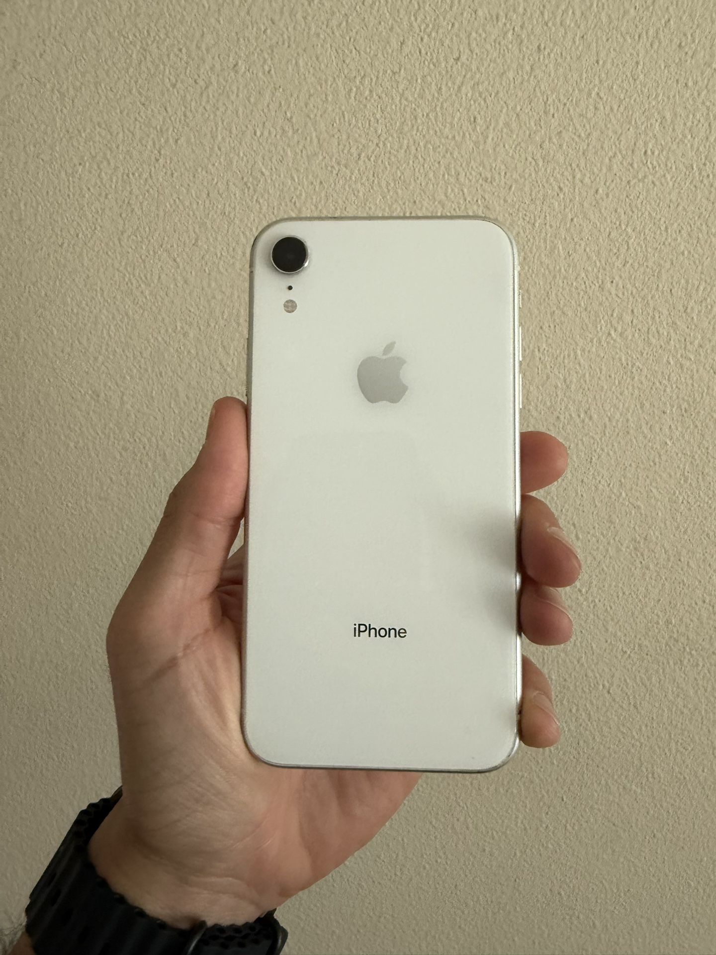 iPhone XR Unlocked 