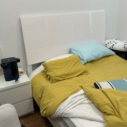 White Queen Size Bed Frame With Drawer And Box Mattress