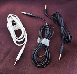 Genuine Bose & JBL 2.5 mm to 3.5 mm Audio Cable  / AUX 15$ Each