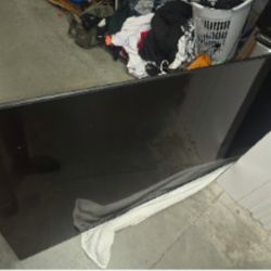 Samsung 75" TV Wall Mount Bracket Included
