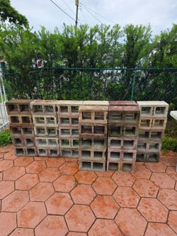 Concrete Blocks 8 x 8 x 16 (40 quantity)
