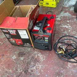 Weld-Pak 140 Amp MIG and Flux-Core Wire Feed Welder, 115V, Aluminum Welder with Spool Gun sold separately