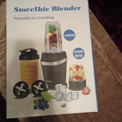 Brand New In The Box Ninja Smoothie Blender 