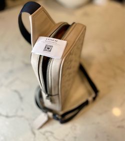Coach Sullivan crossbody chalk  white signature leather.  Excellent condition