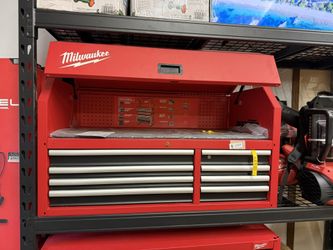 Milwaukee High Capacity 46 in. W x 22 in. D 8-Drawer Top Chest