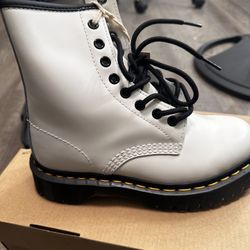 Doc Marten Boots