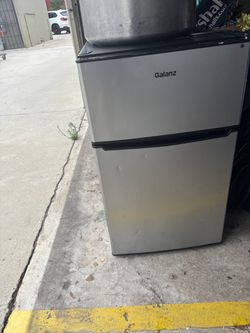Small refrigerator