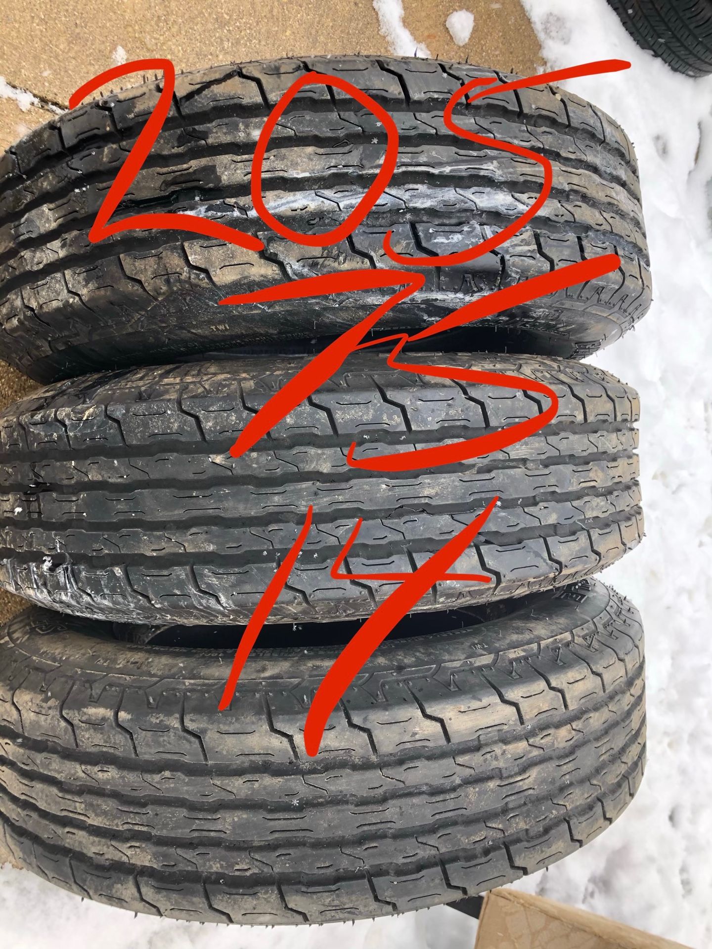 Trailer tires 205 75 15