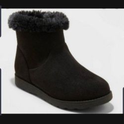 Littles Girls Faux Fur Cat And Jack Mini Boots Size 2 Shoes Botas De Nina Tamanio 2 Nuevas Zapatos