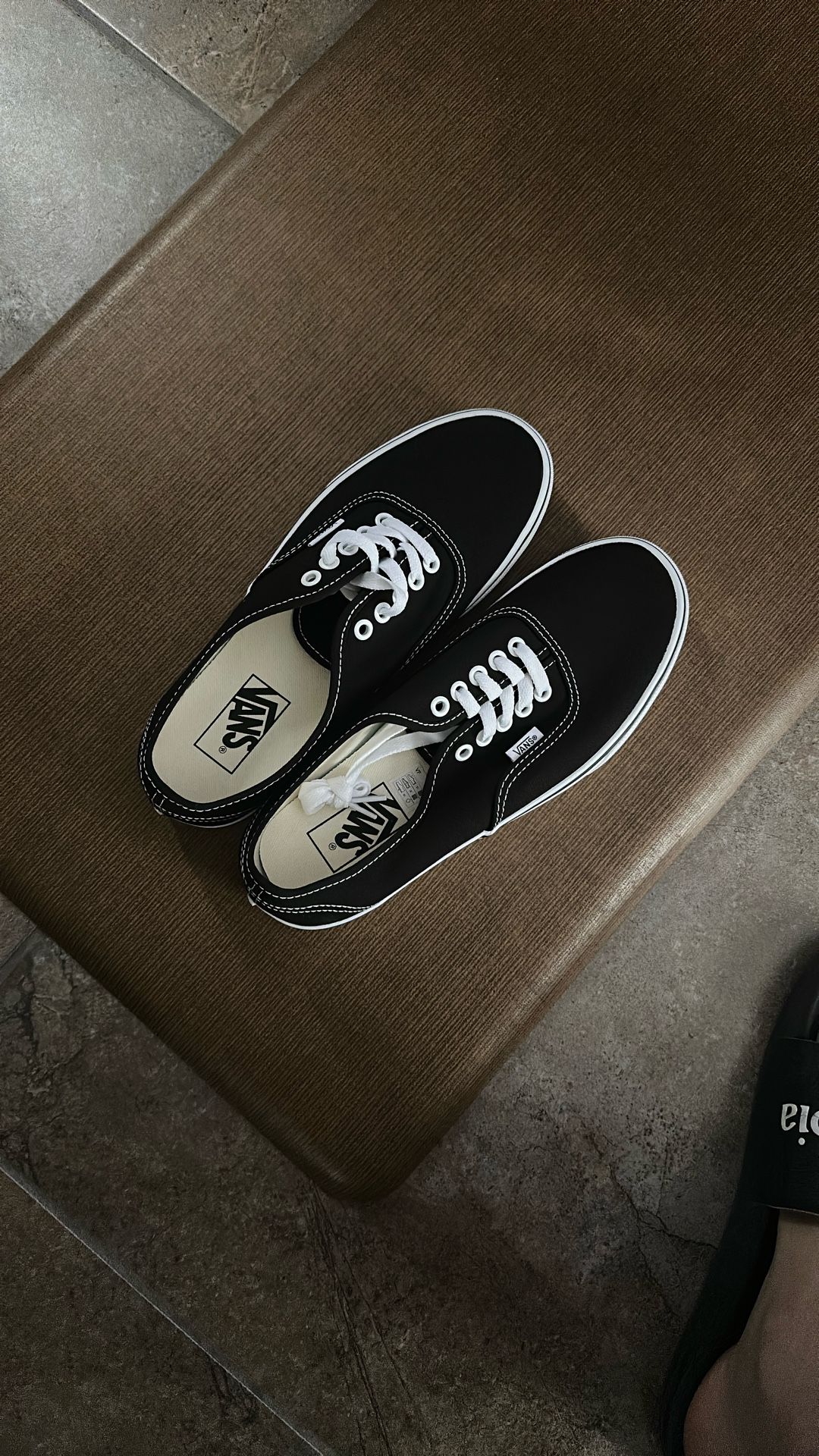 Vans Authentic Black Size 8.0M