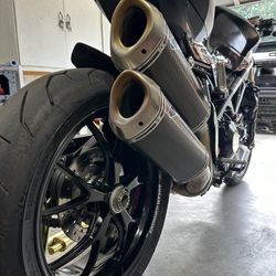 2012 Ducati Streetfighter