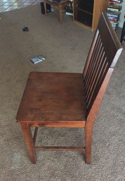 Wooden chair 10$ firm