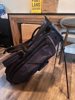 Taylormade FlexTech CrossOver 14-Way Carry / Stand Golf Bag