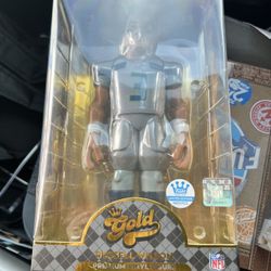 Limited Edition /1500 Russel Wilson Talk Funko Pop “gold” In Grey Jersey