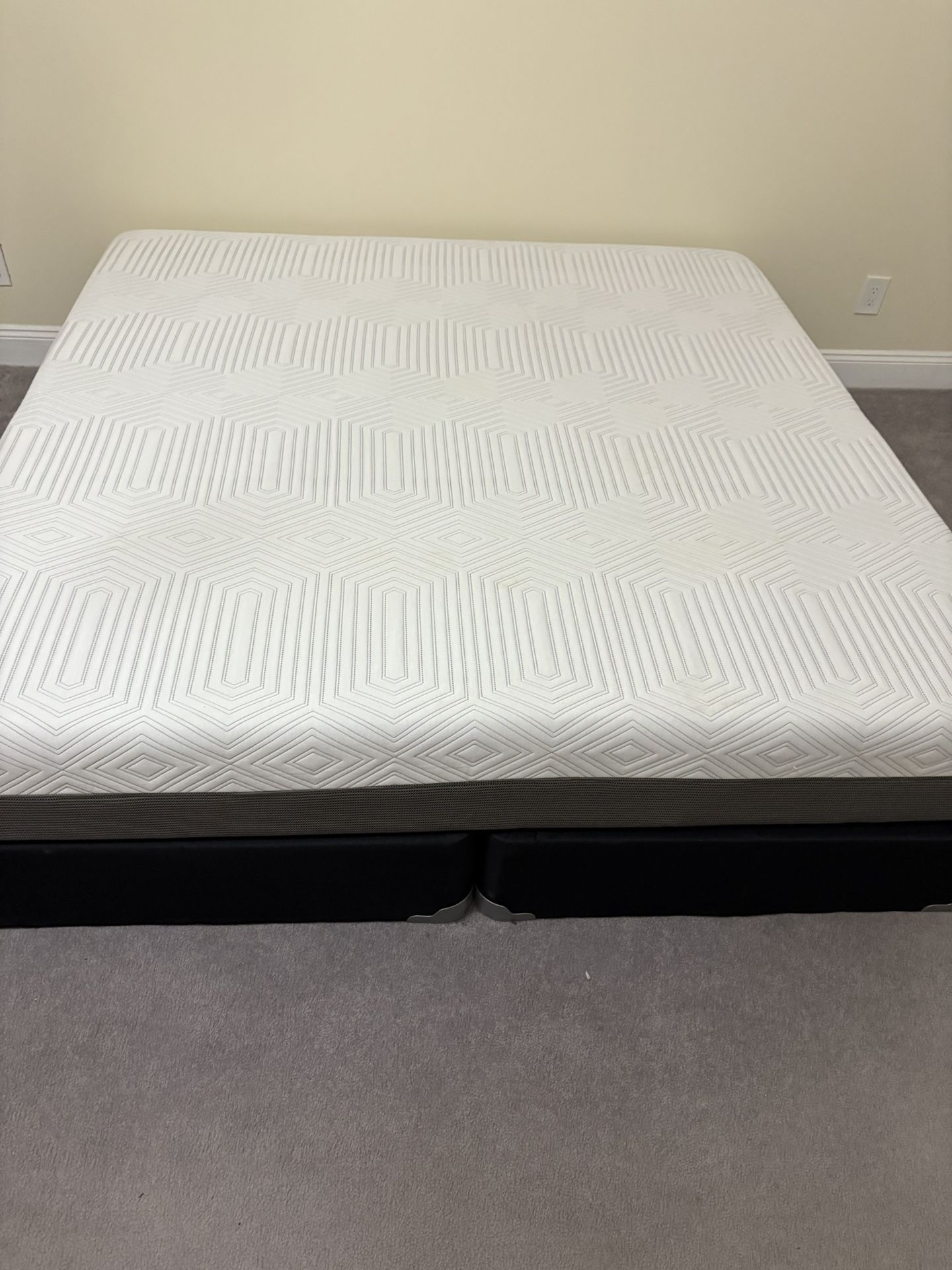 New king Mattress And Box Springs